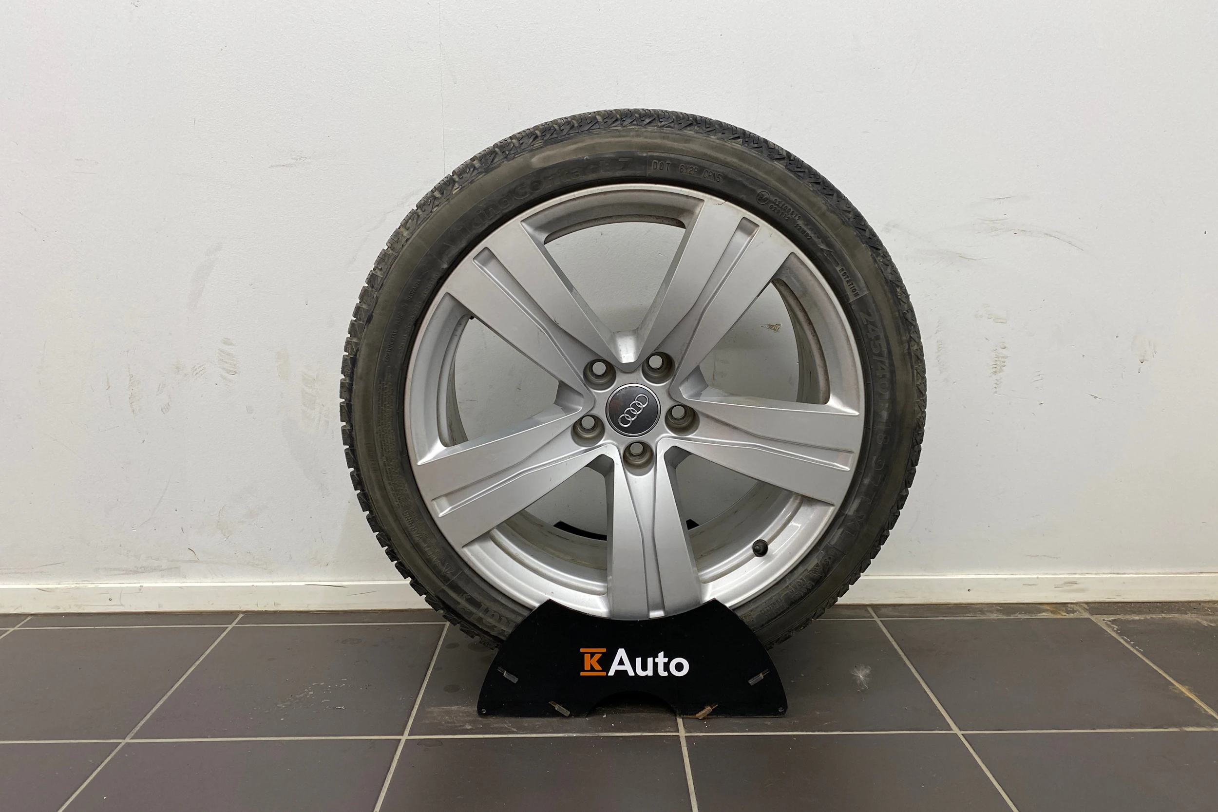 Valkoinen Audi A5 2022 kuva 24.