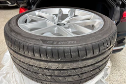 musta Audi A5 2022 kuva 11.