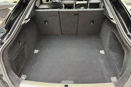 musta Audi A5 2022 kuva 12.