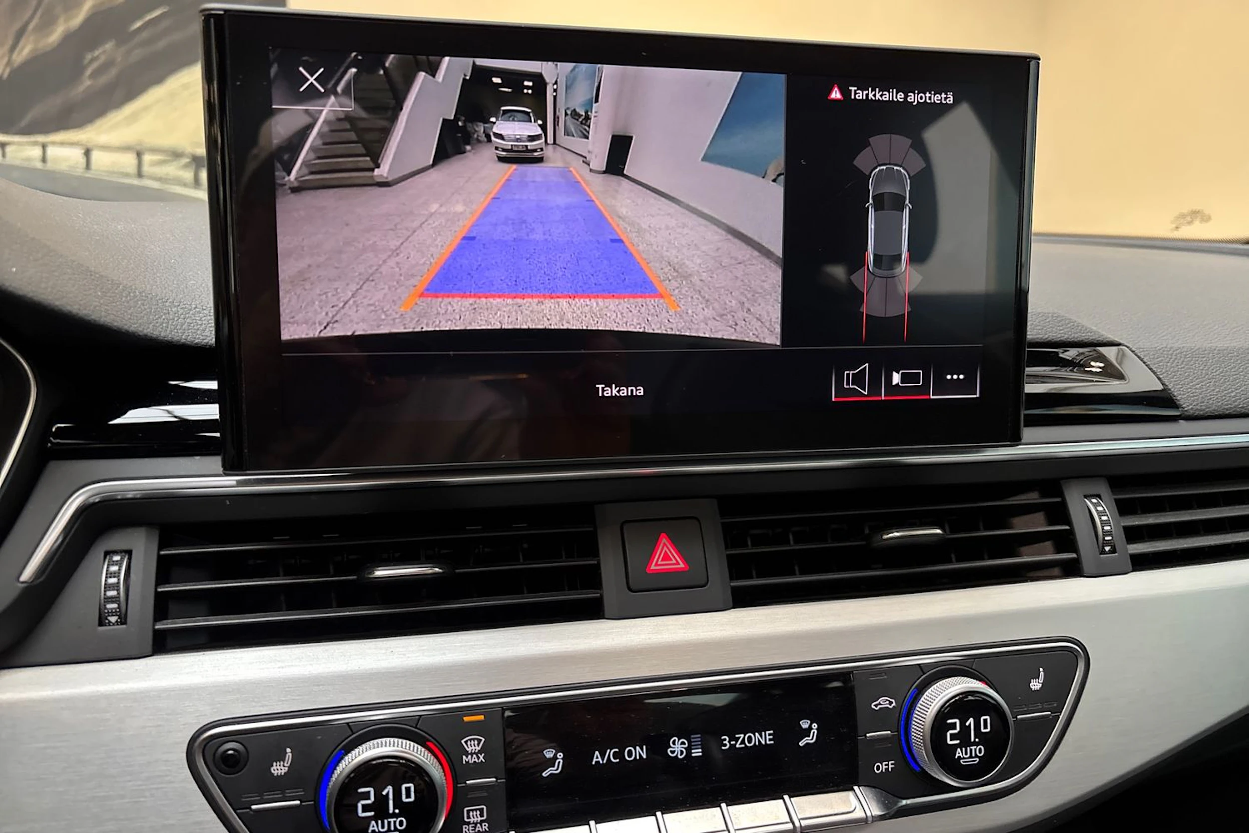 musta Audi A5 2022 kuva 24.