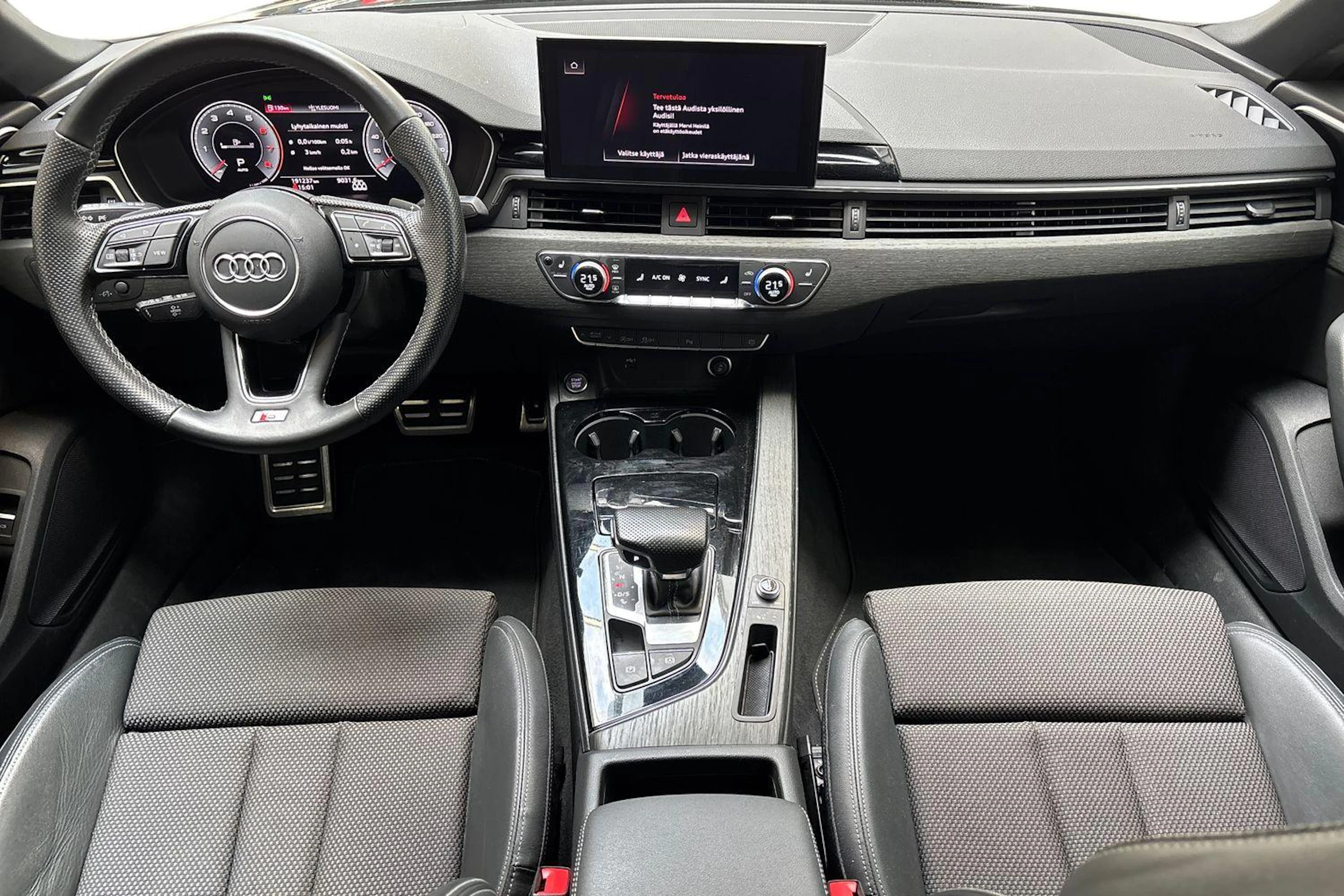 musta Audi A5 2022 kuva 9.
