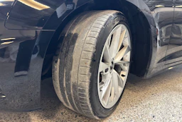 musta Audi A5 2022 kuva 13.