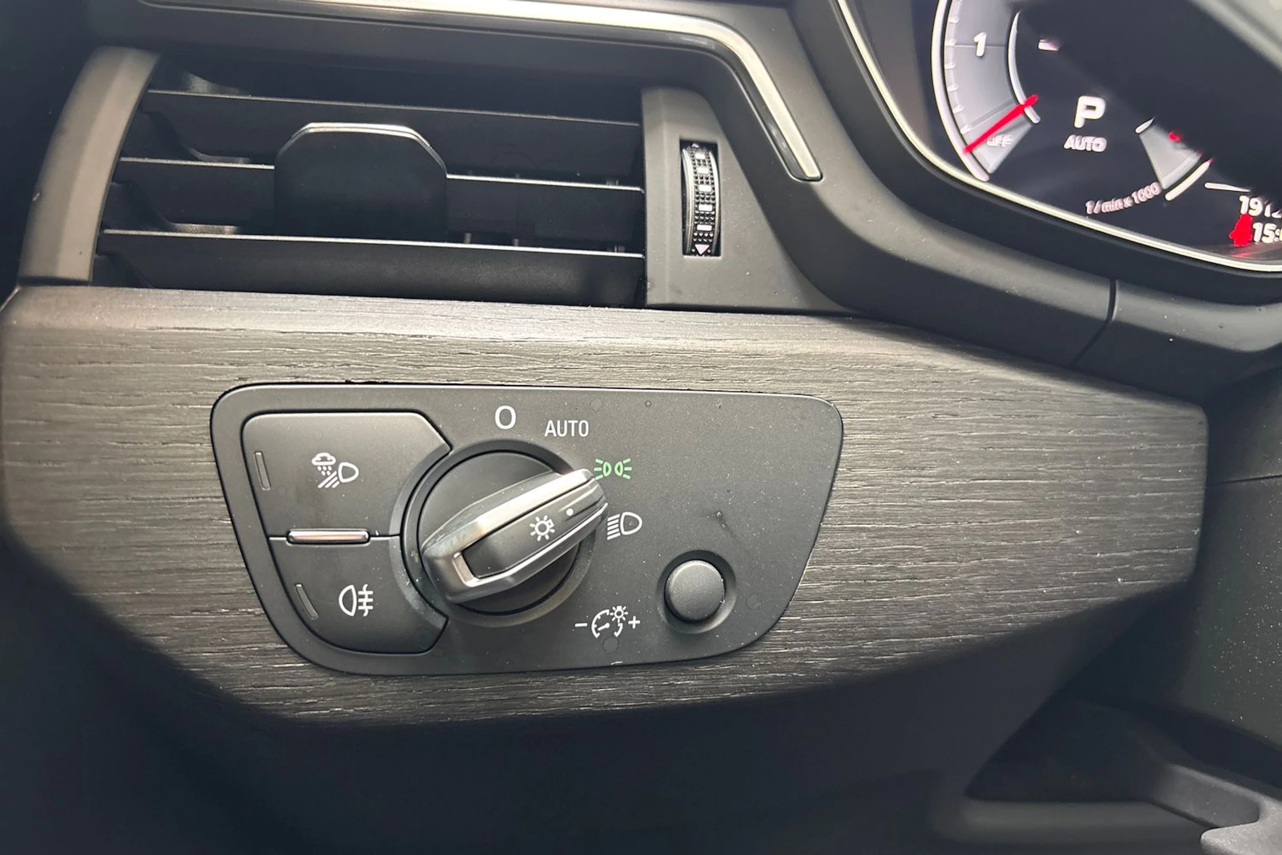 musta Audi A5 2022 kuva 21.