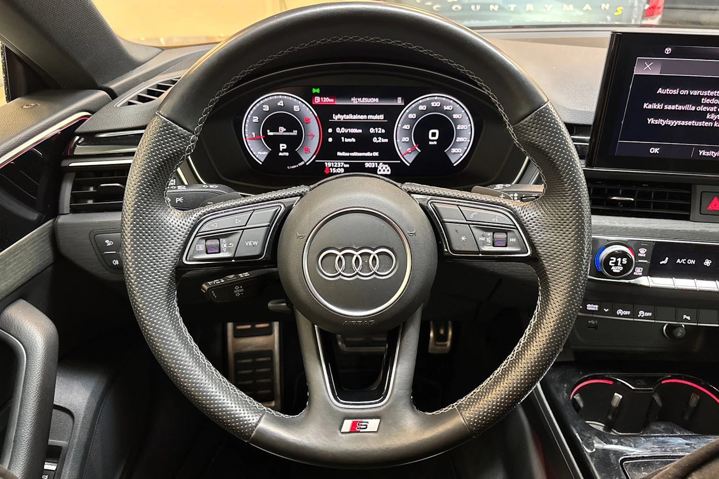musta Audi A5 2022 kuva 22.