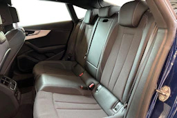 Sininen Audi A5 2022 kuva 11.