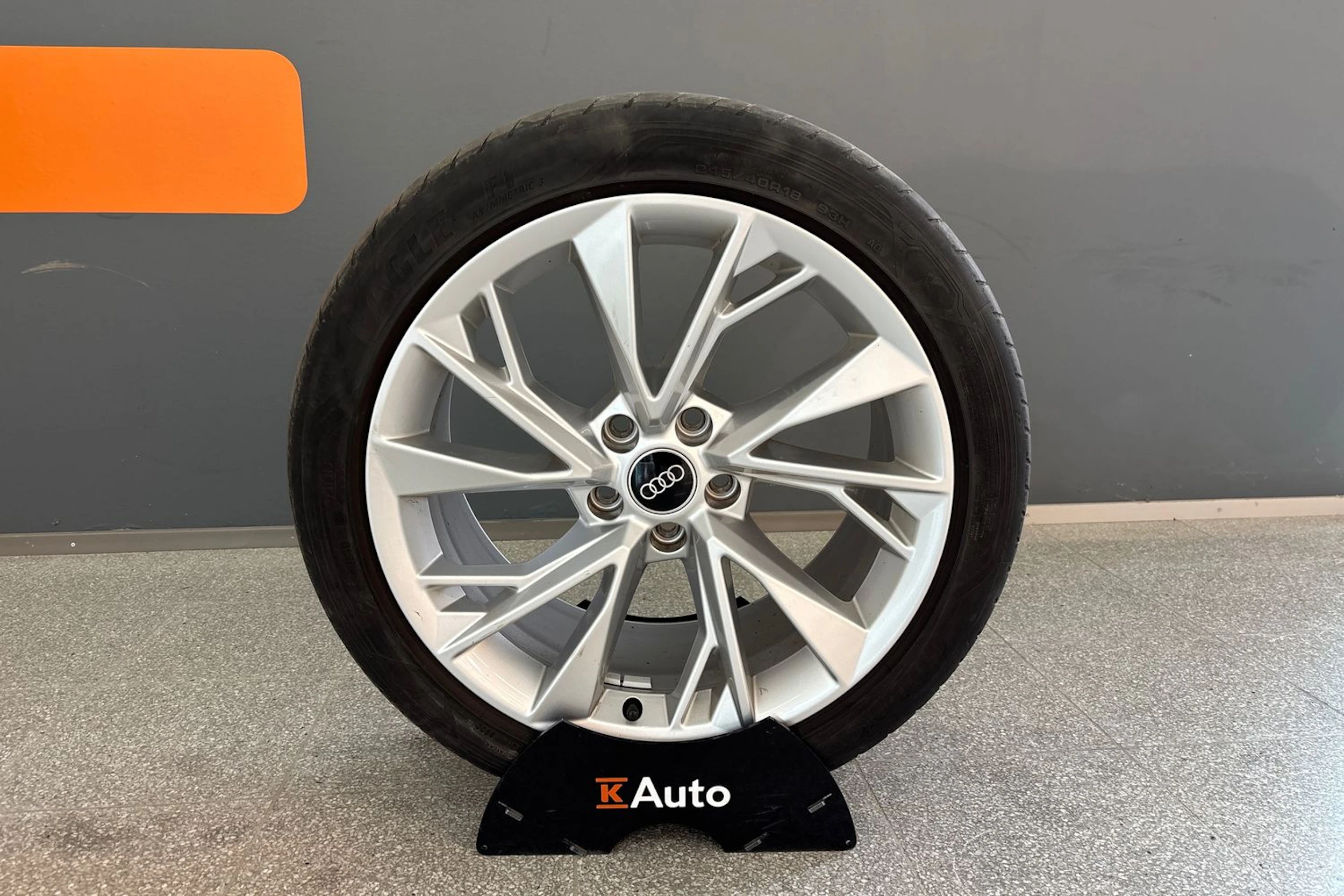 Sininen Audi A5 2022 kuva 13.