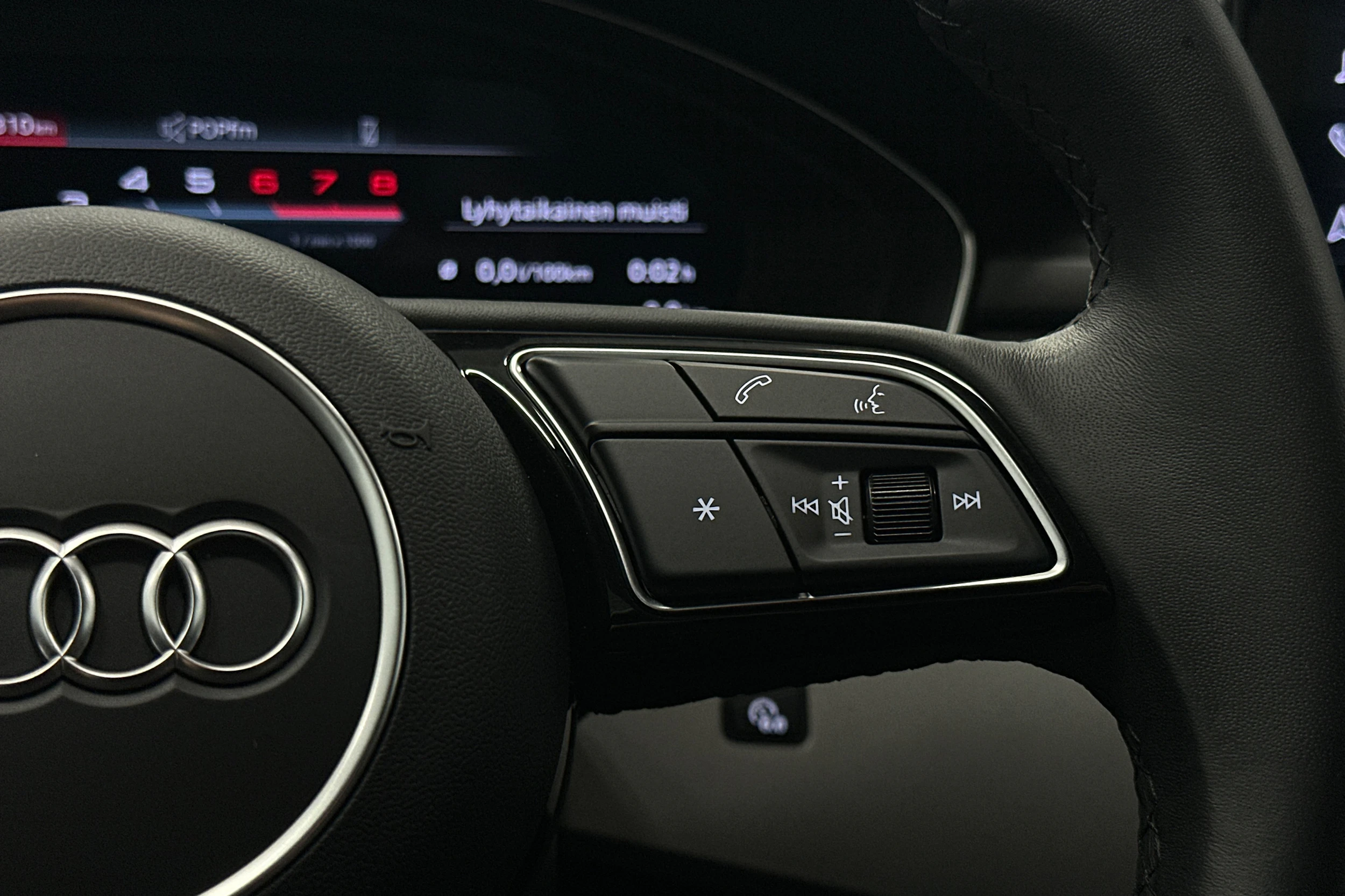 harmaa Audi A5 2023 kuva 17.