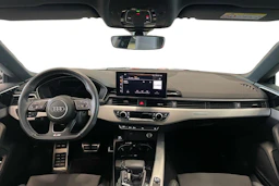 sininen Audi A5 2023 kuva 7.