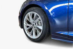 sininen Audi A5 2023 kuva 9.