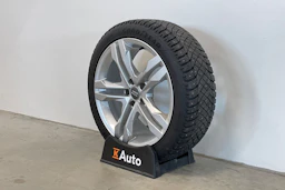 sininen Audi A5 2023 kuva 10.