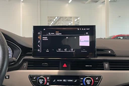 sininen Audi A5 2023 kuva 21.