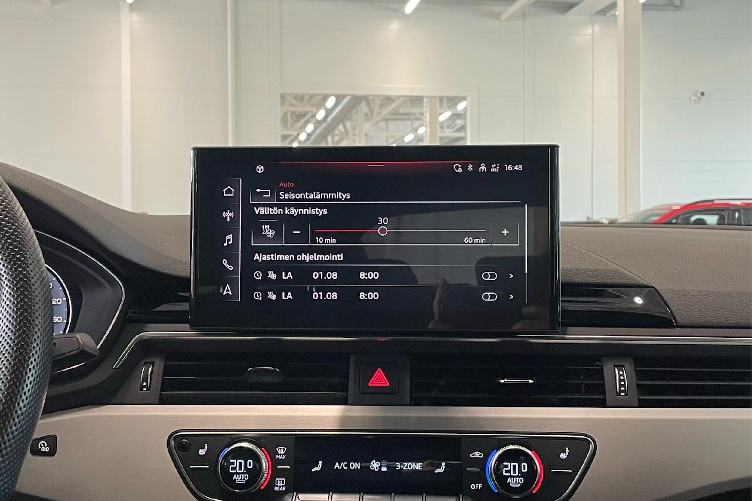 sininen Audi A5 2023 kuva 25.