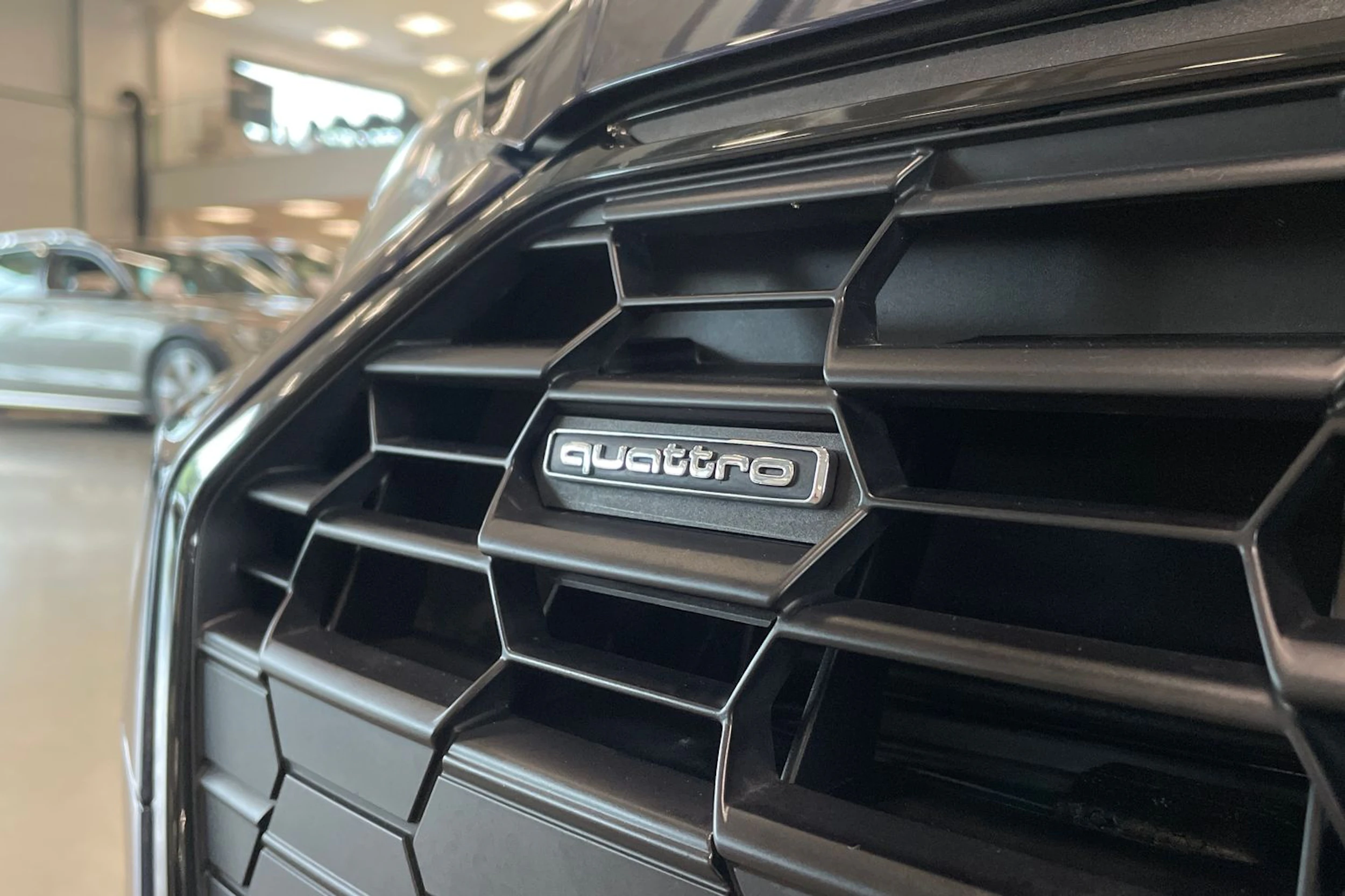 sininen Audi A5 2023 kuva 36.