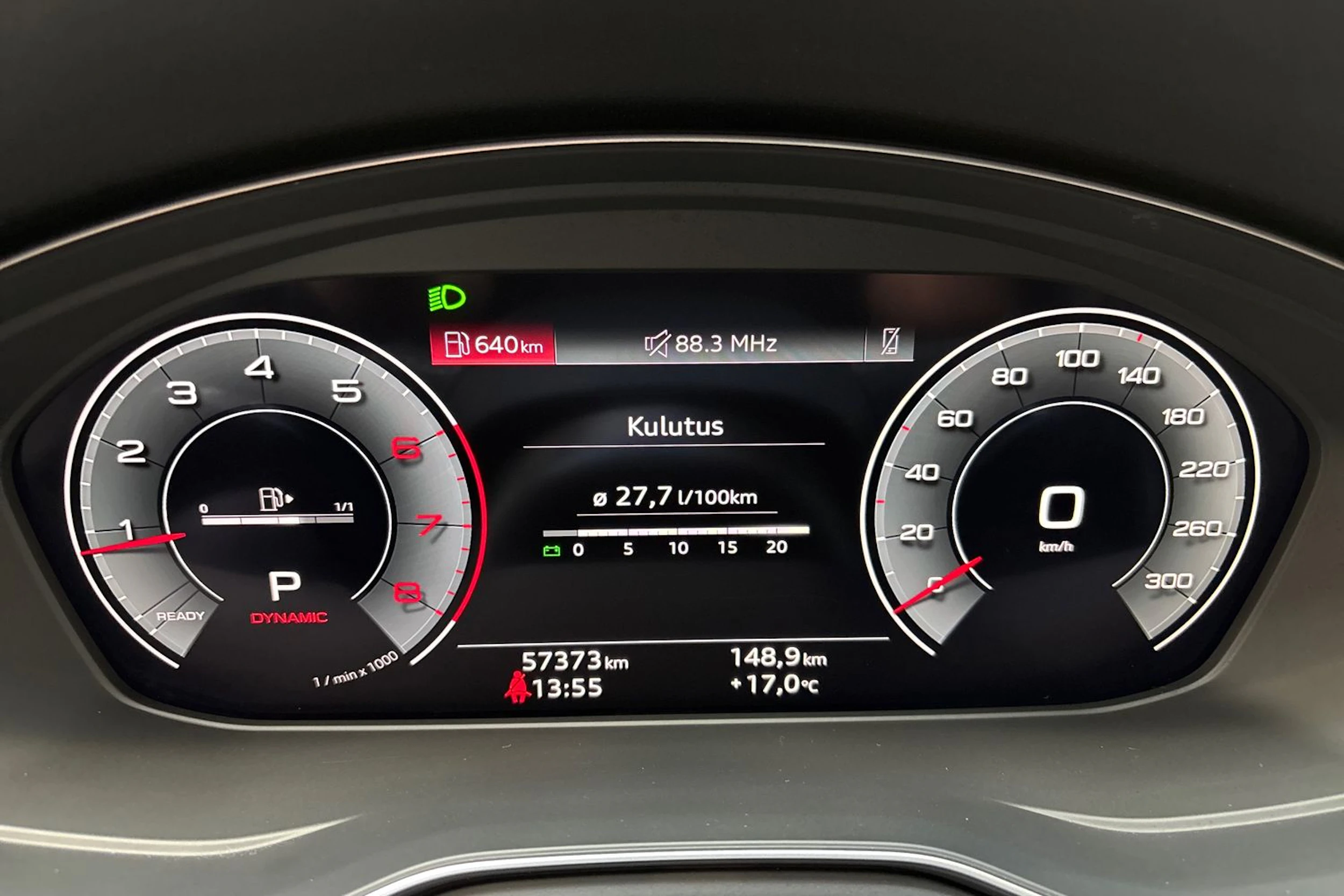 musta Audi A5 2023 kuva 18.