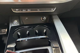 musta Audi A5 2023 kuva 21.