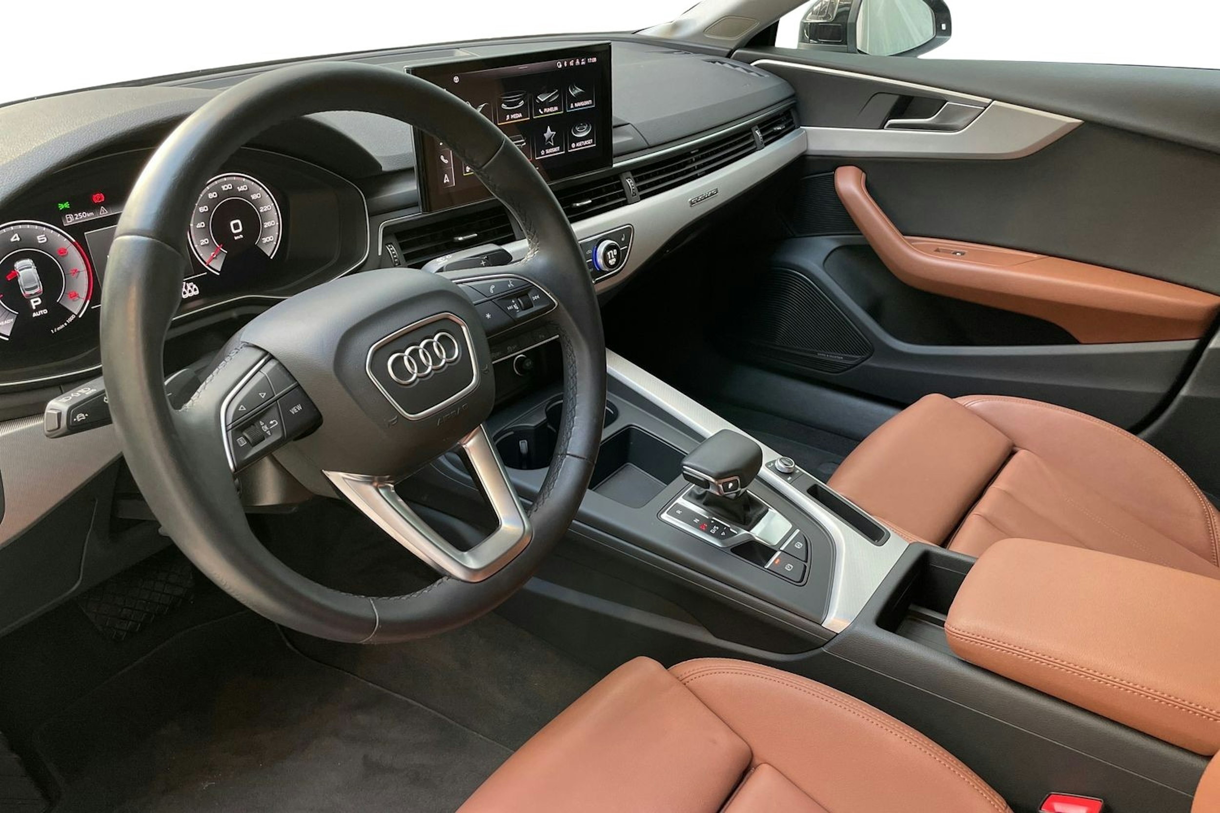 musta Audi A5 2023 kuva 7.