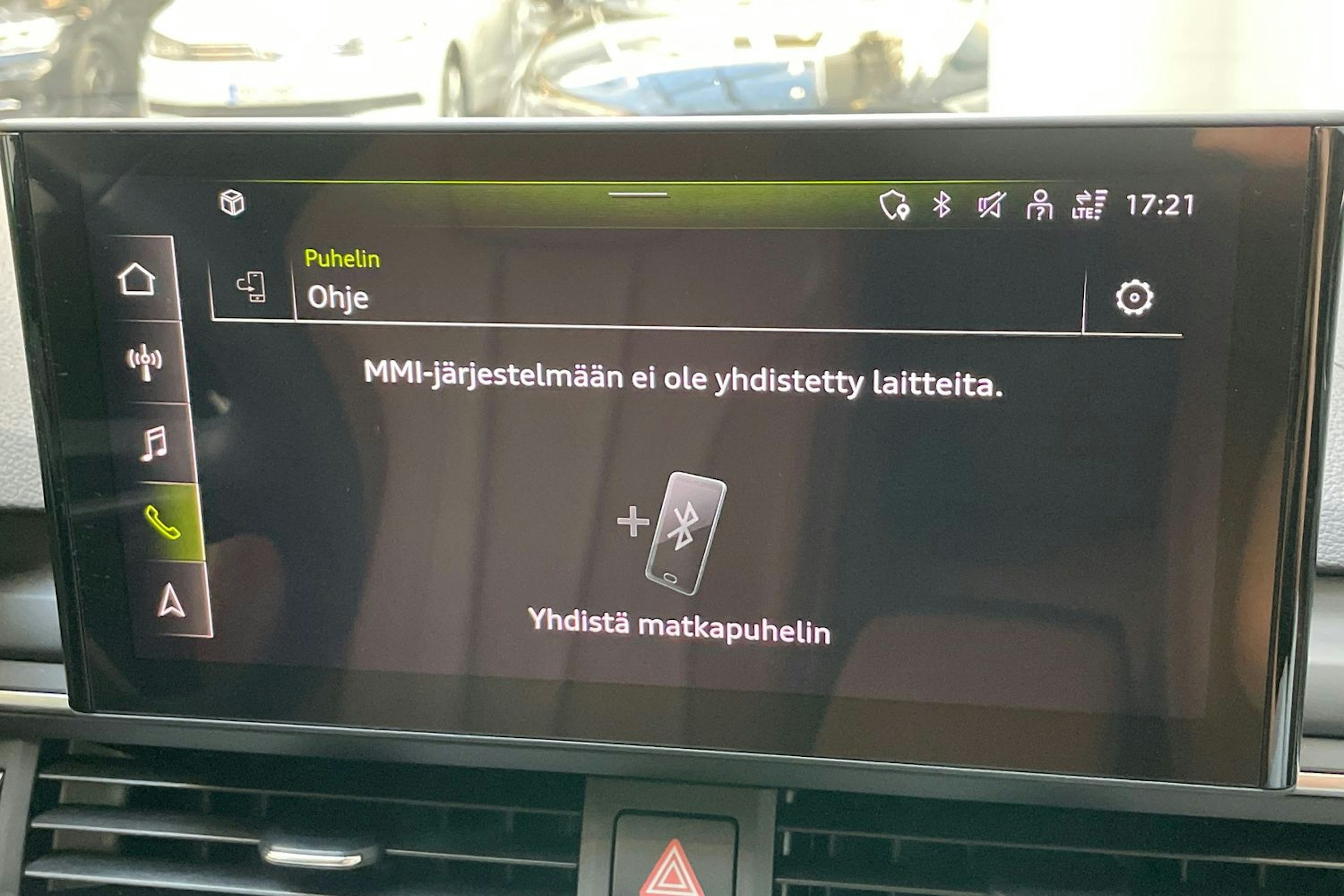 musta Audi A5 2023 kuva 28.