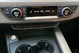musta Audi A5 2023 kuva 30.