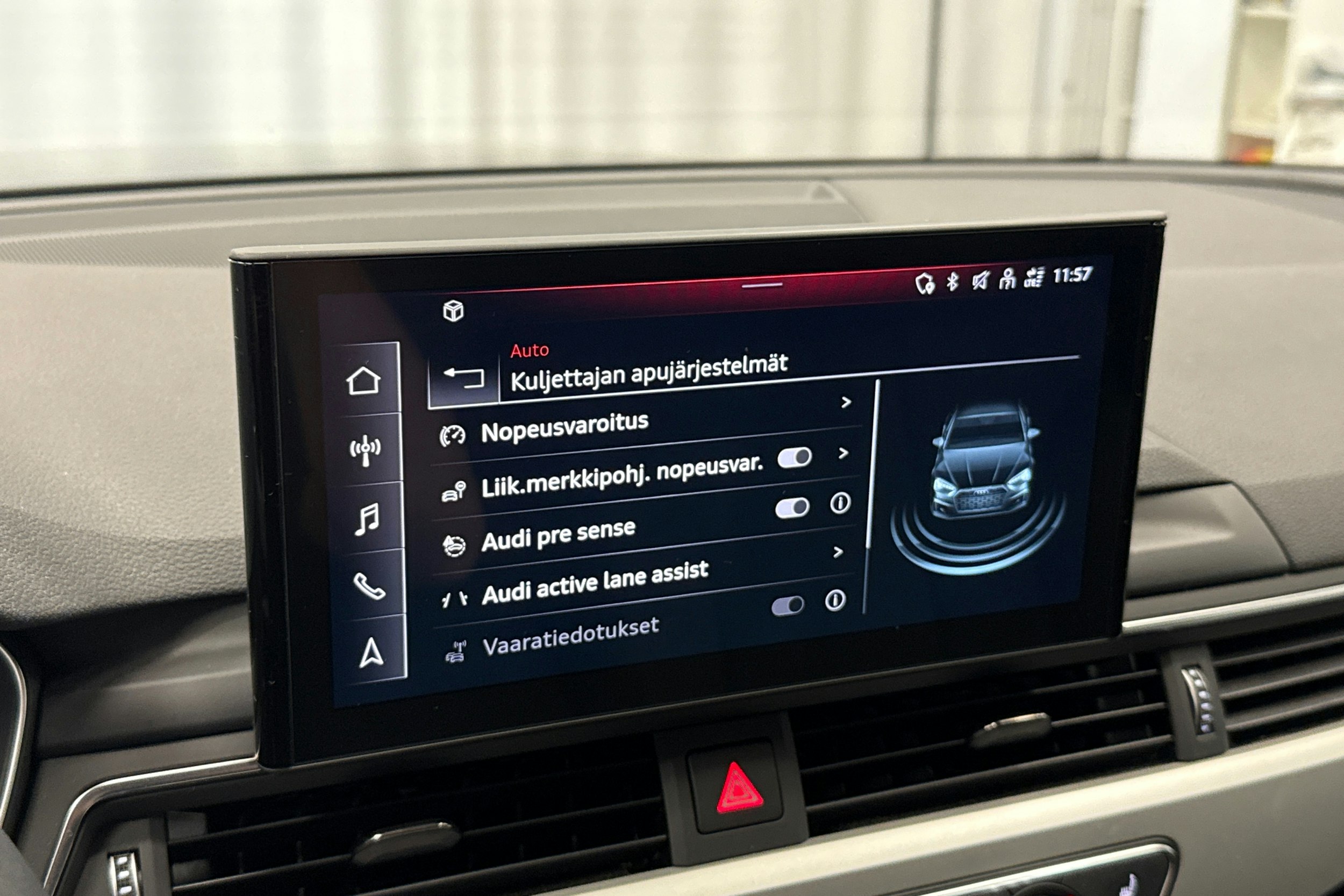 harmaa Audi A5 2024 kuva 18.