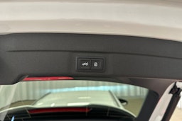 valkoinen Audi A5 2025 kuva 37.