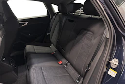 sininen Audi A5 2025 kuva 8.