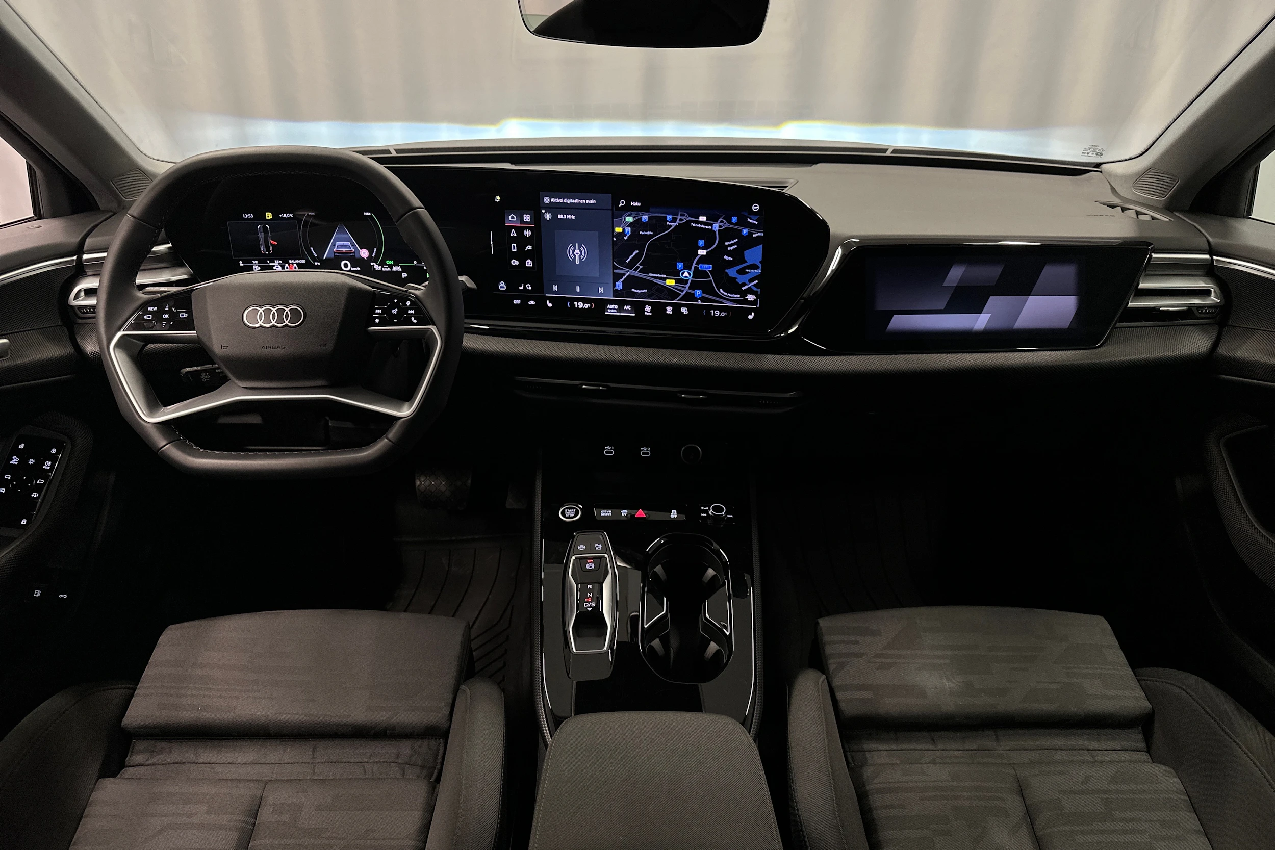 sininen Audi A5 2025 kuva 11.