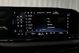 sininen Audi A5 2025 kuva 18.