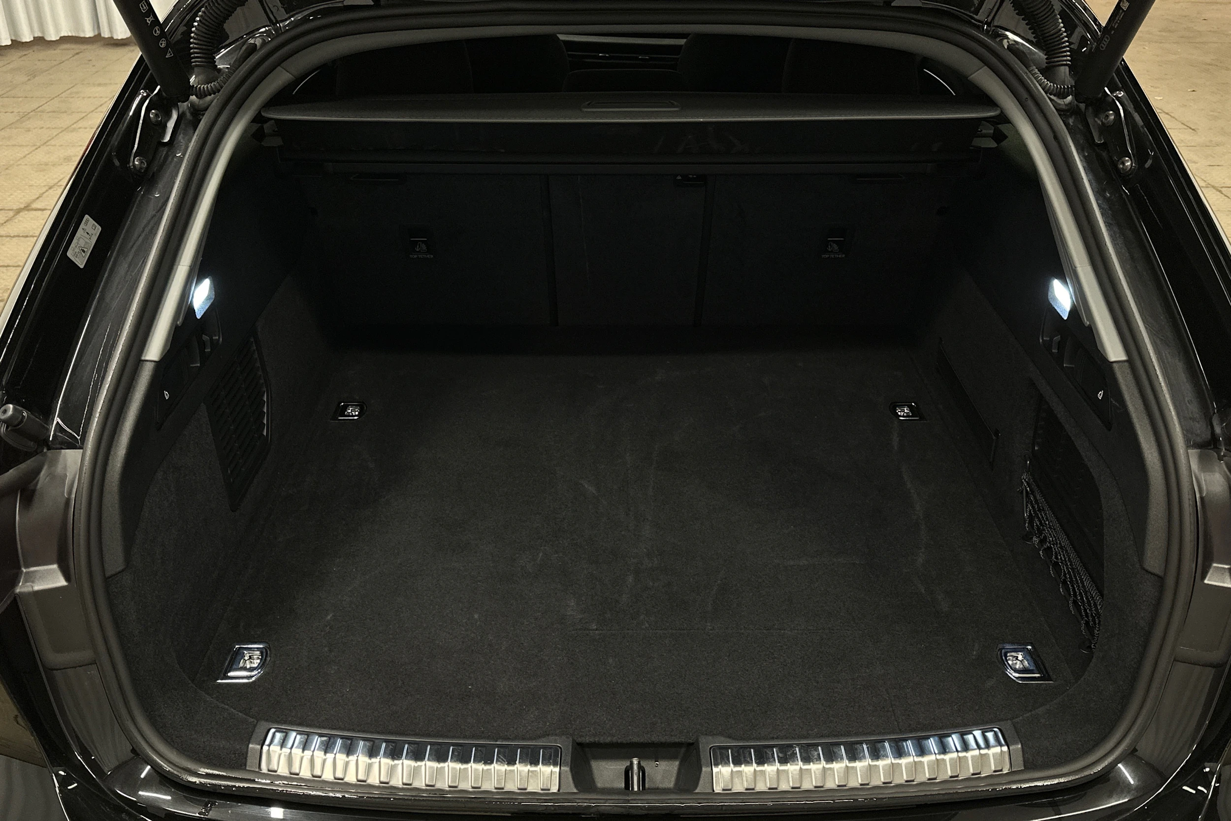 musta Audi A5 2025 kuva 11.