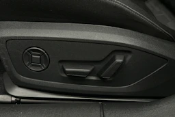 musta Audi A5 2025 kuva 15.
