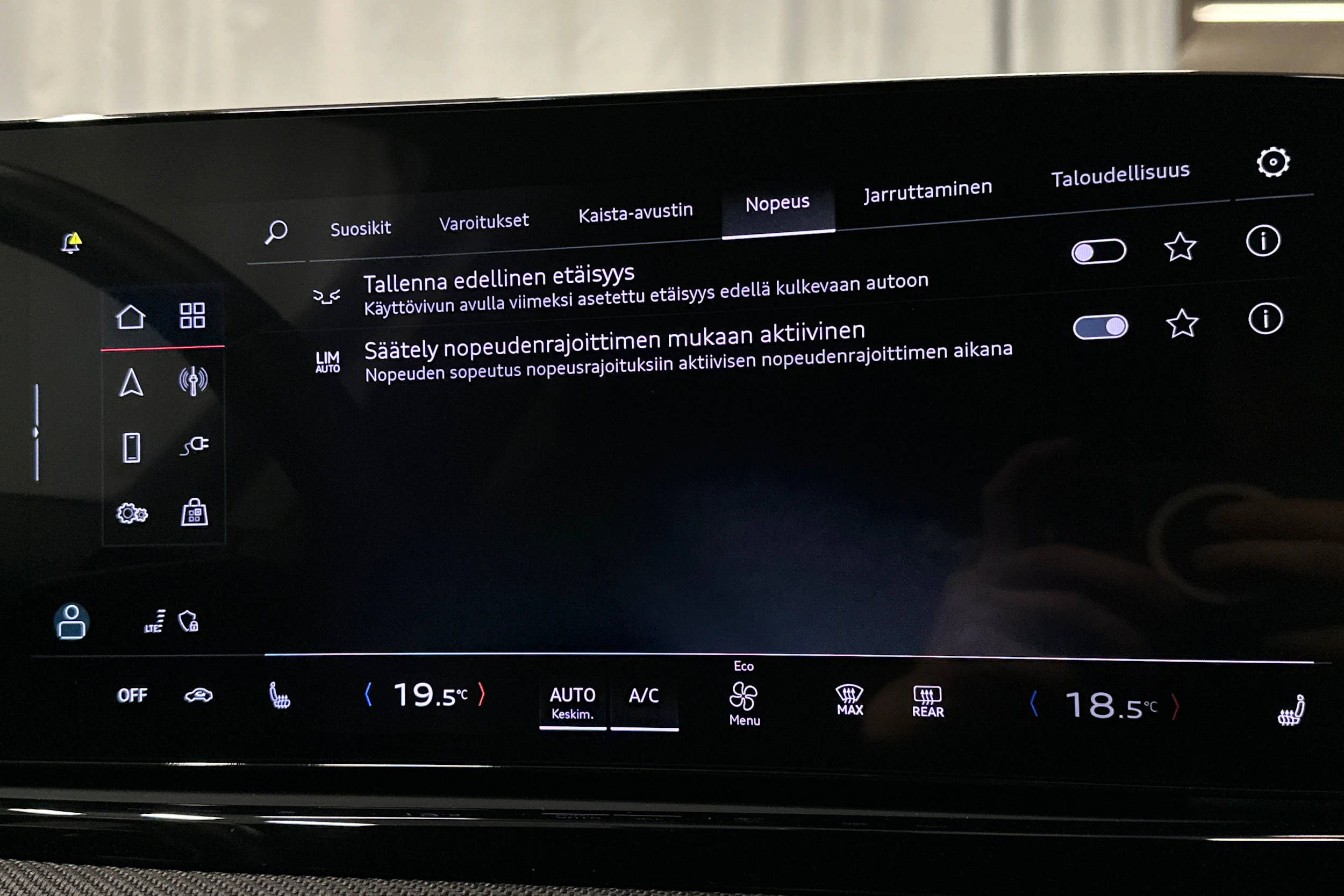 musta Audi A5 2025 kuva 26.
