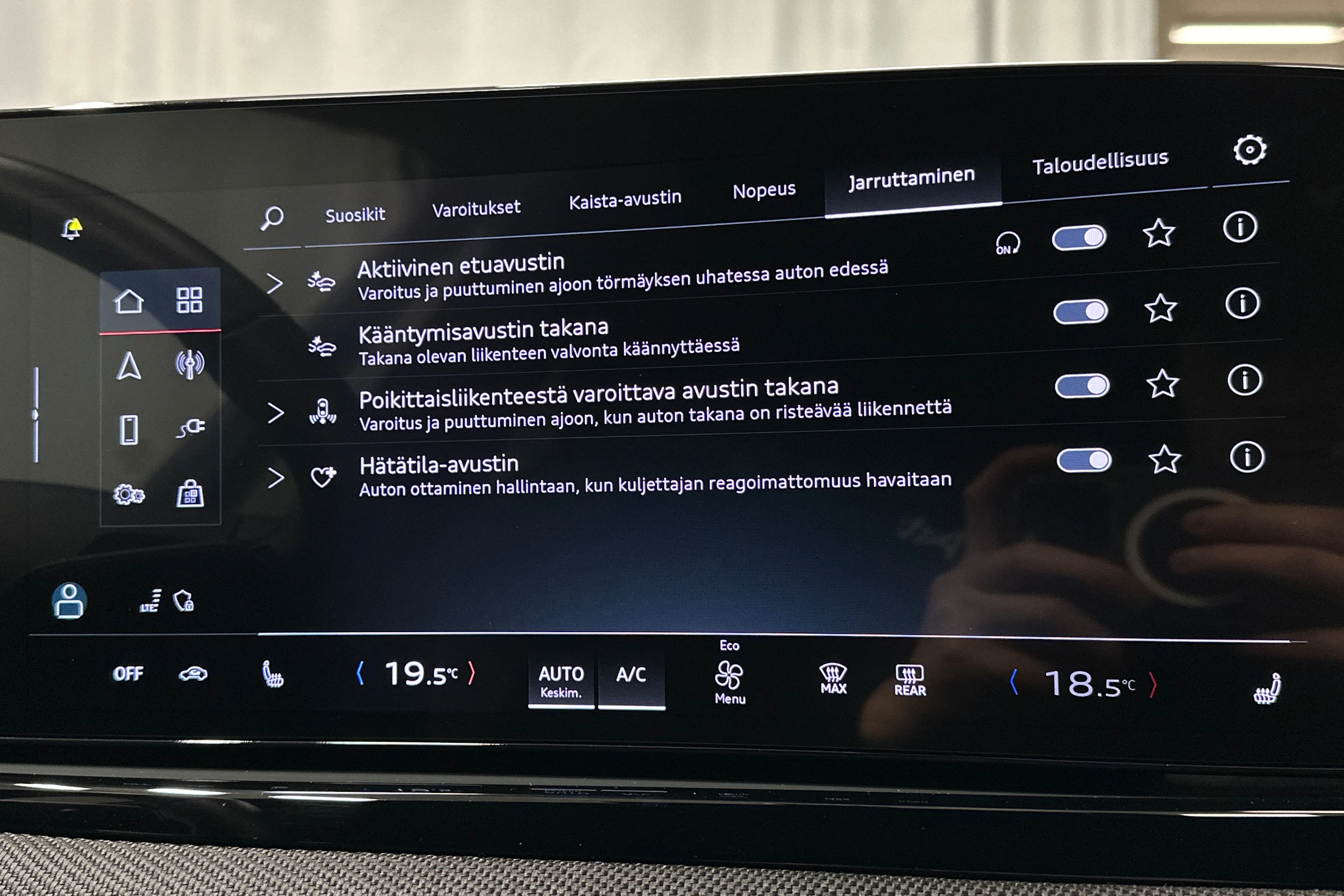 musta Audi A5 2025 kuva 27.