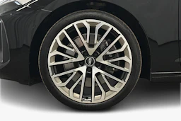 musta Audi A5 2025 kuva 9.