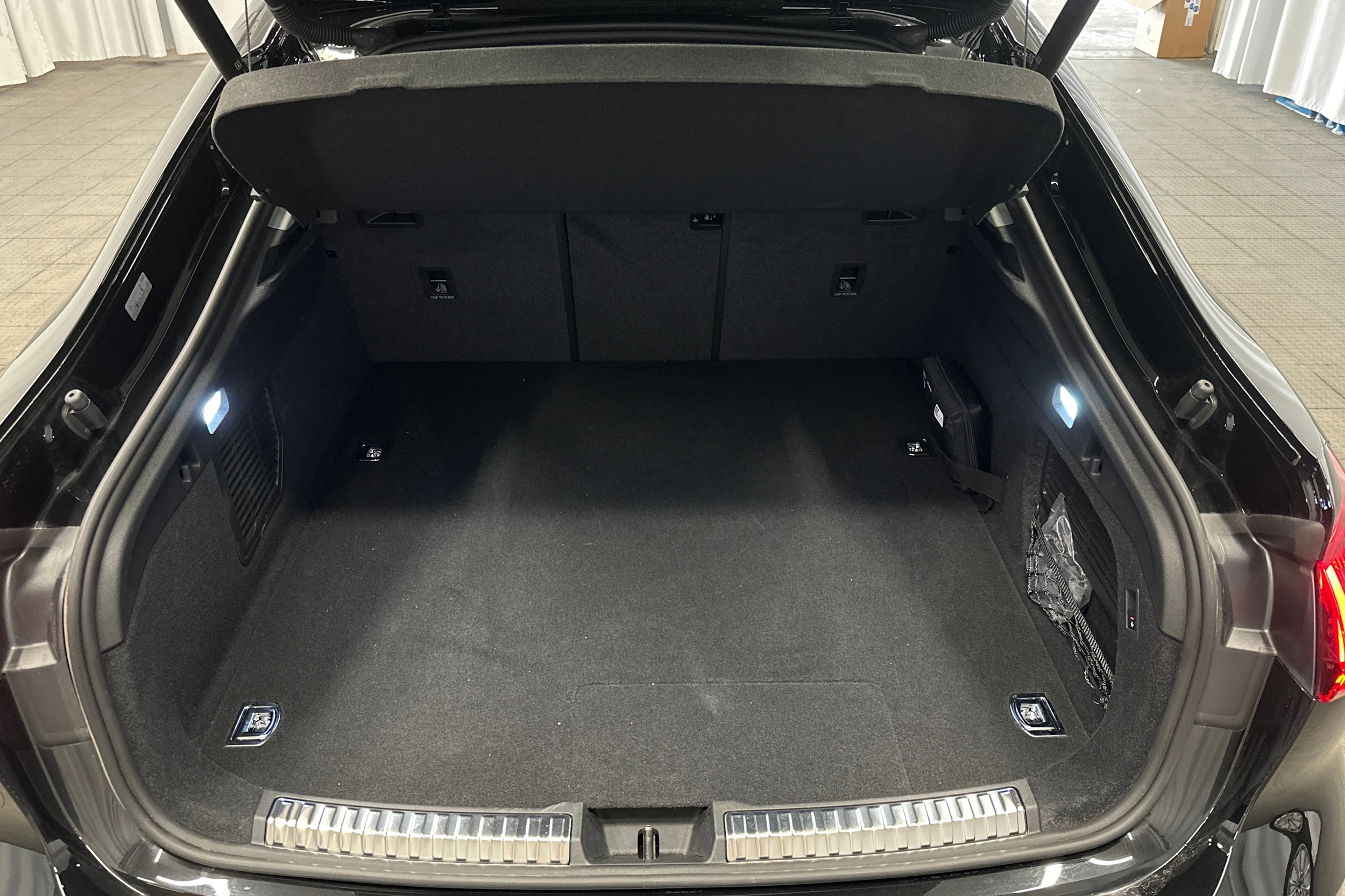 musta Audi A5 2025 kuva 11.