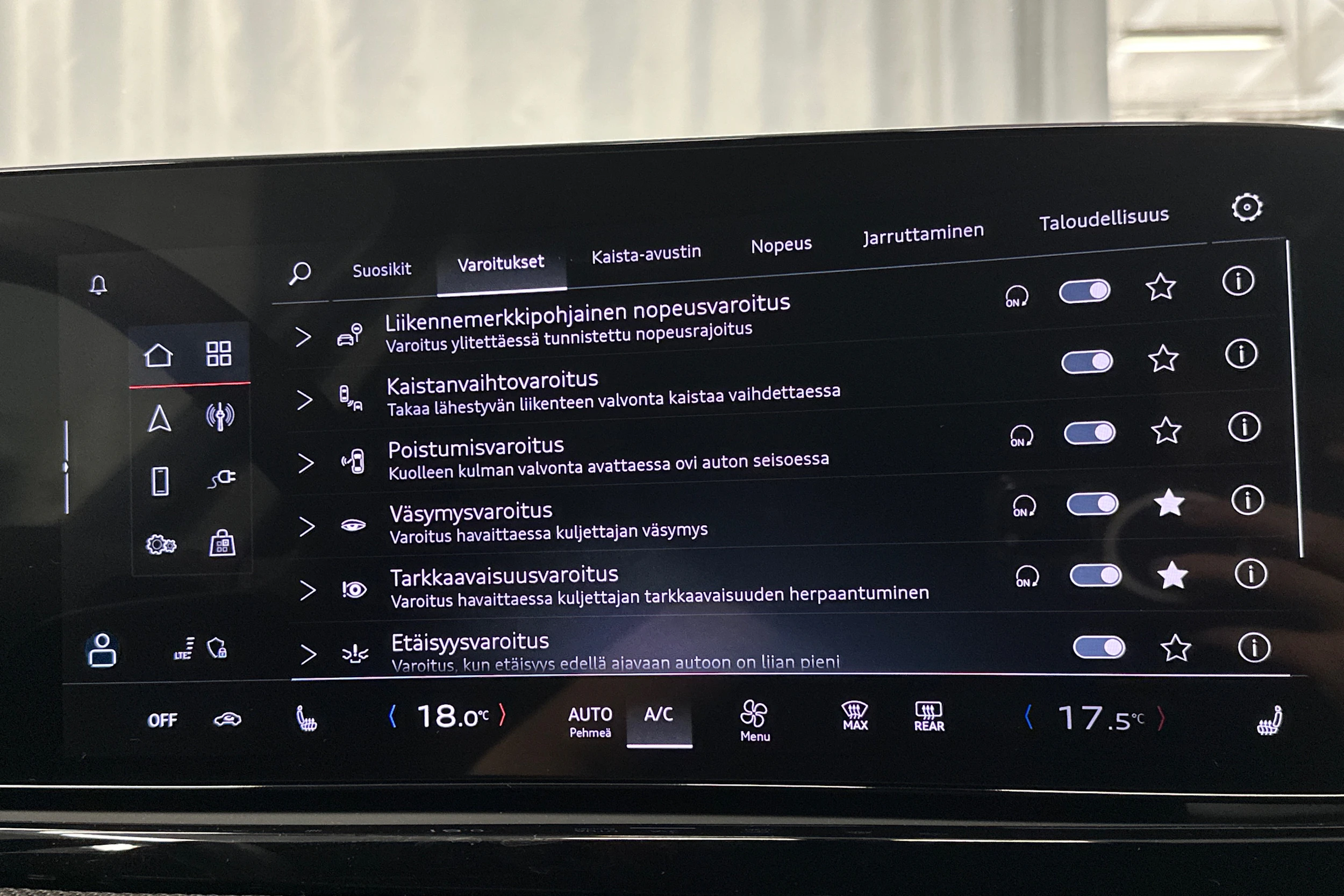 musta Audi A5 2025 kuva 23.