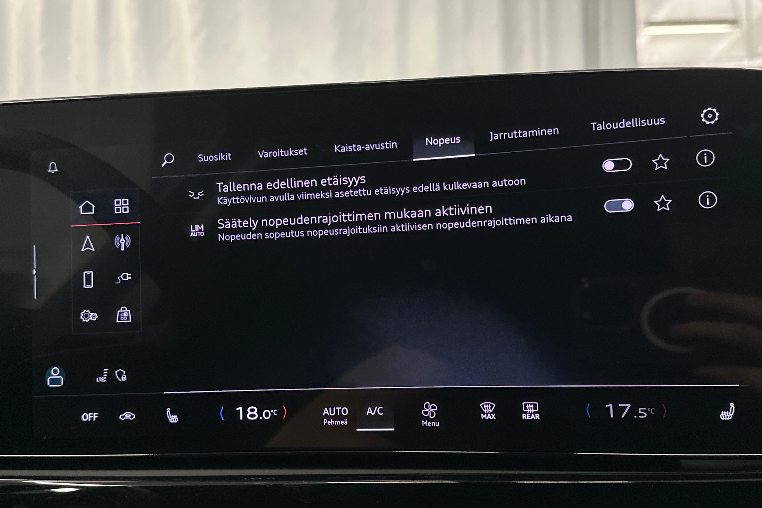 musta Audi A5 2025 kuva 25.