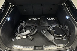 musta Audi A5 2025 kuva 39.