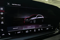 valkoinen Audi A5 2025 kuva 22.