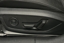 musta Audi A5 2025 kuva 15.