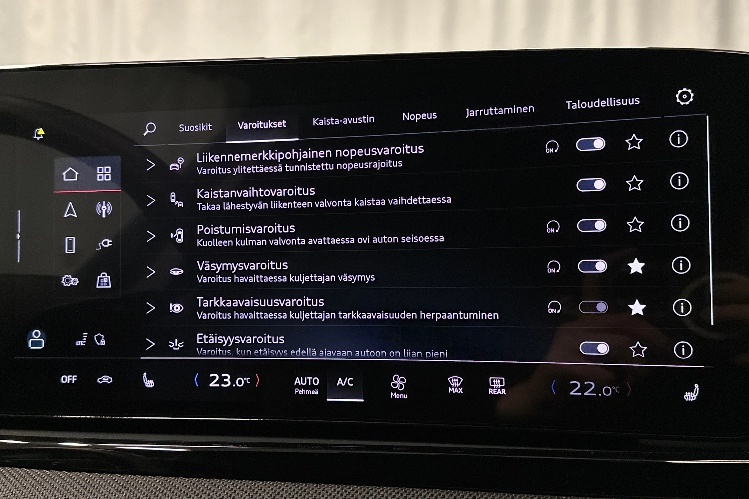 musta Audi A5 2025 kuva 23.