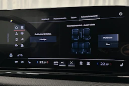 musta Audi A5 2025 kuva 27.