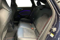 sininen Audi A5 2025 kuva 8.