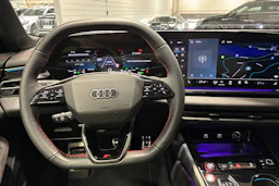 sininen Audi A5 2025 kuva 11.