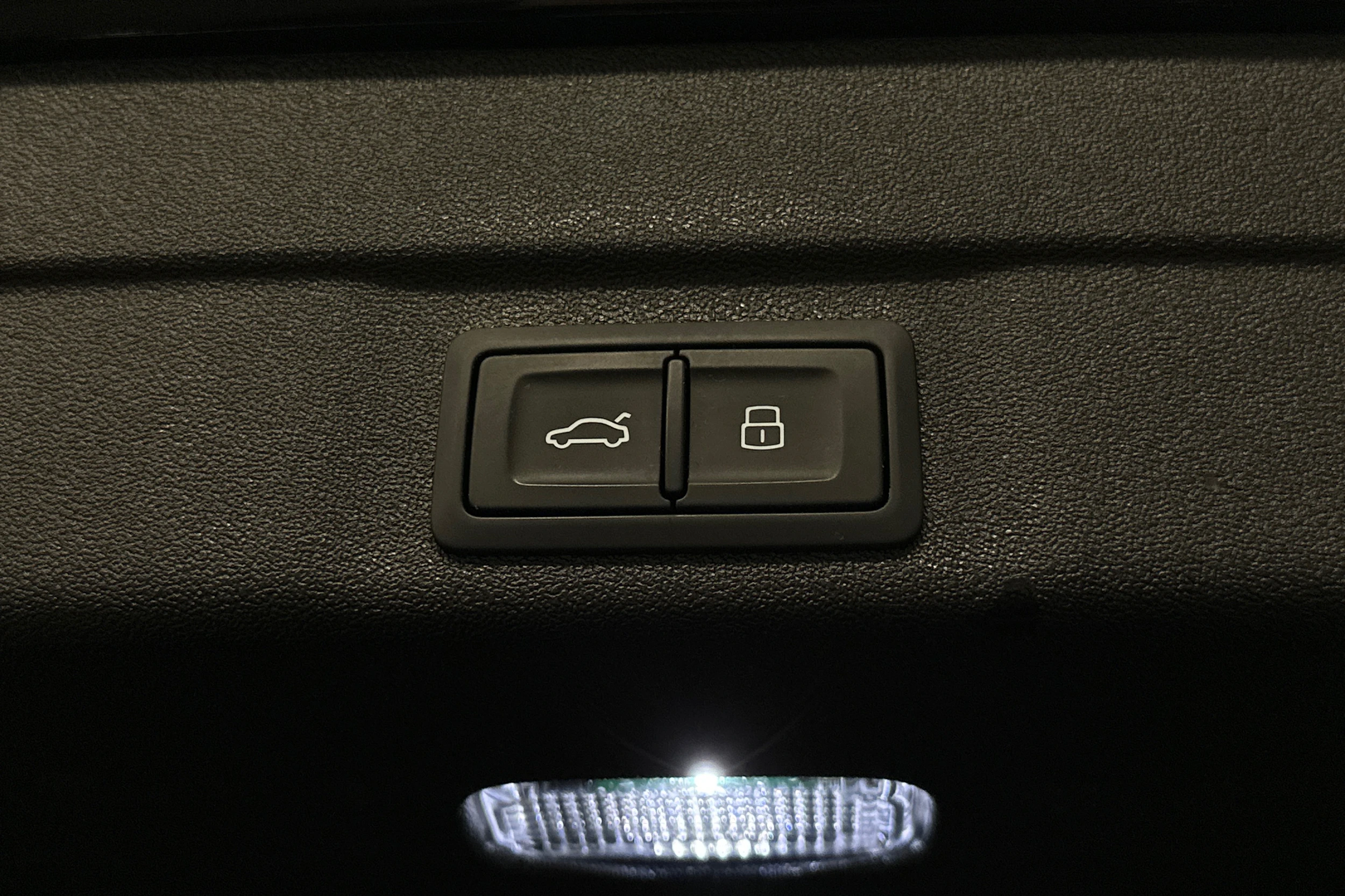 met. sininen Audi A5 2025 kuva 37.