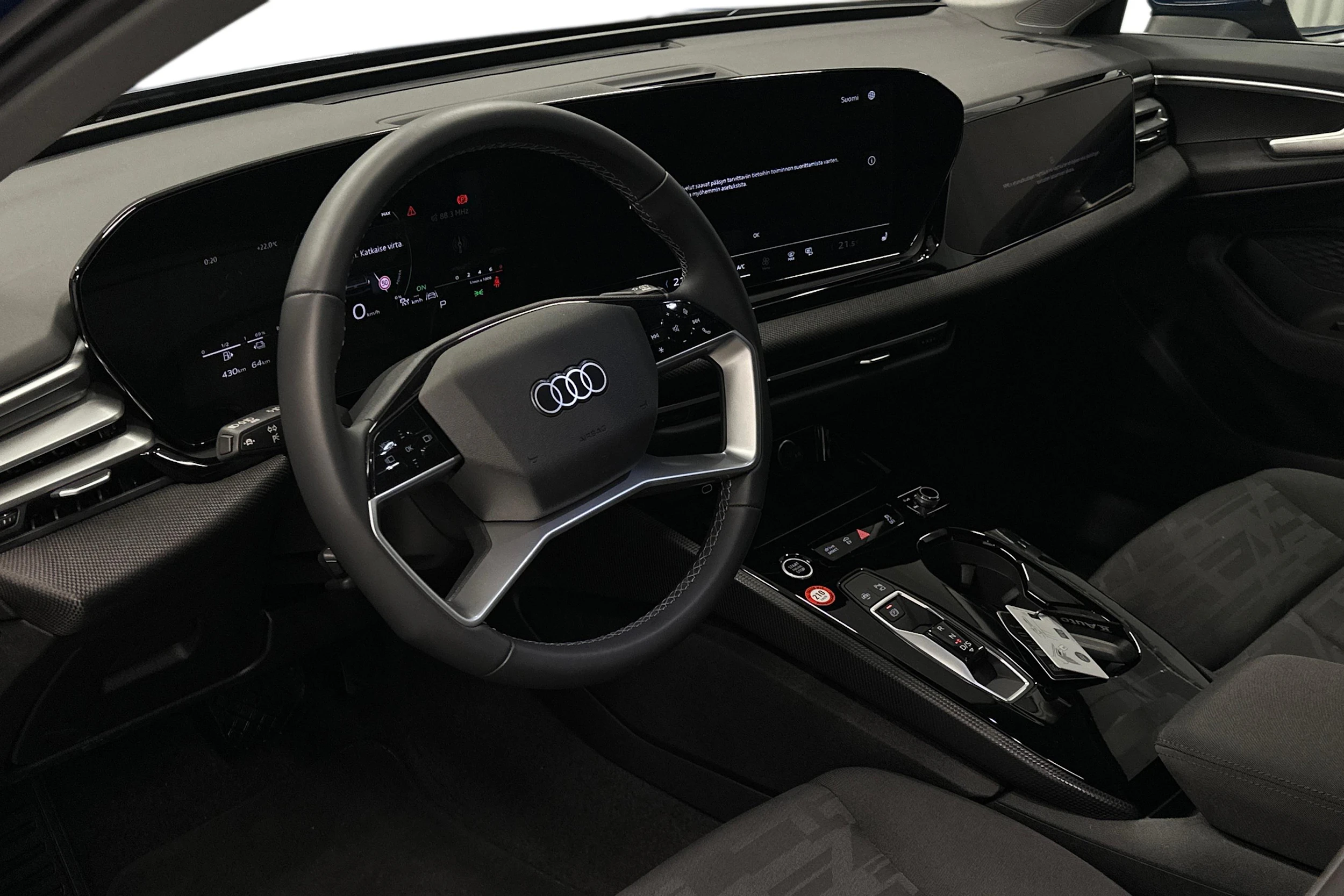 sininen Audi A5 2025 kuva 6.