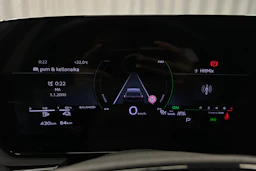 sininen Audi A5 2025 kuva 13.