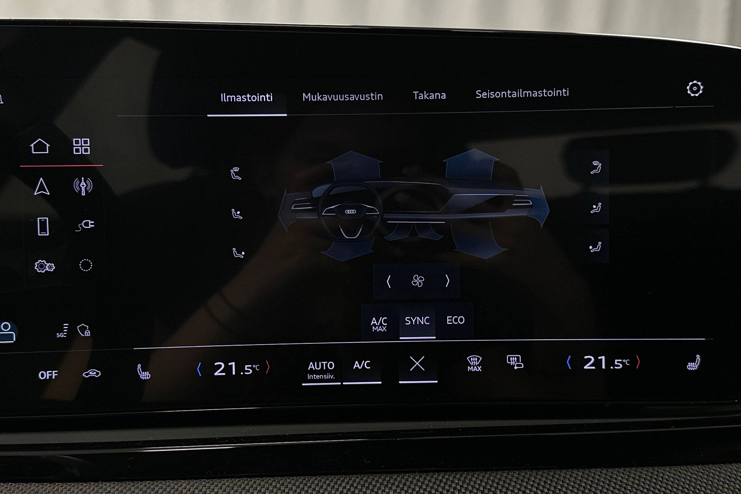 sininen Audi A5 2025 kuva 29.