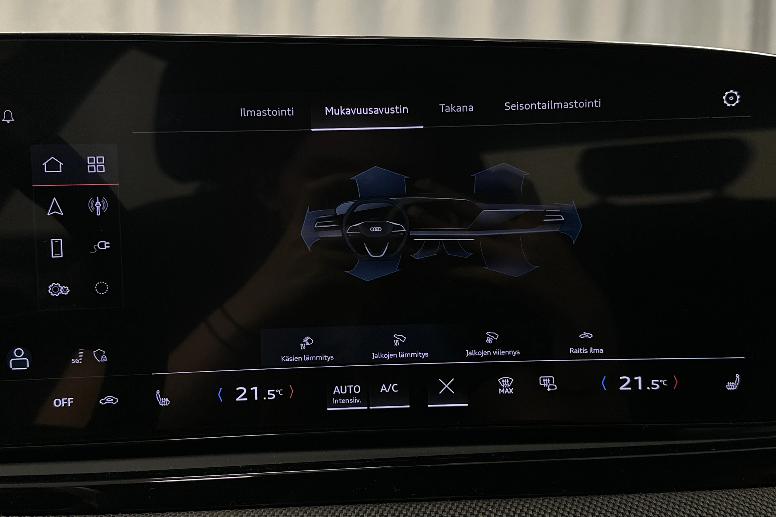 sininen Audi A5 2025 kuva 30.