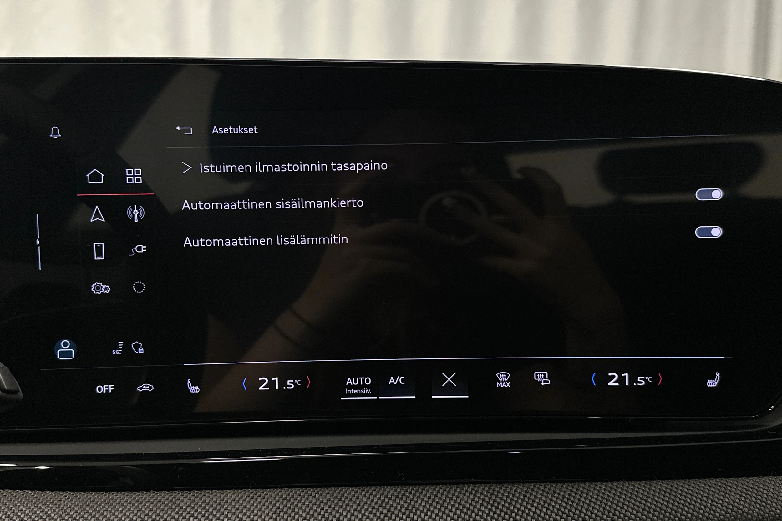 sininen Audi A5 2025 kuva 32.