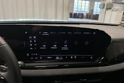 sininen Audi A5 2025 kuva 19.