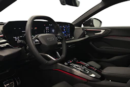 punainen Audi A5 2025 kuva 6.